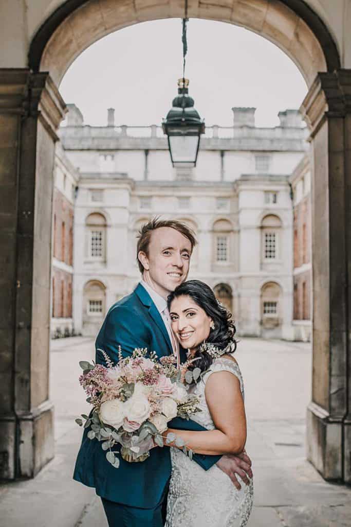 wedding-couple-arcade-royal-naval-college-trafalgar-tavern-portrait-photo